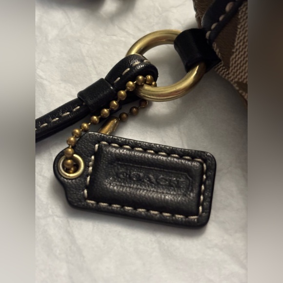 Vintage Coach EUC Y2K Signature Clutch - Picture 3 of 5